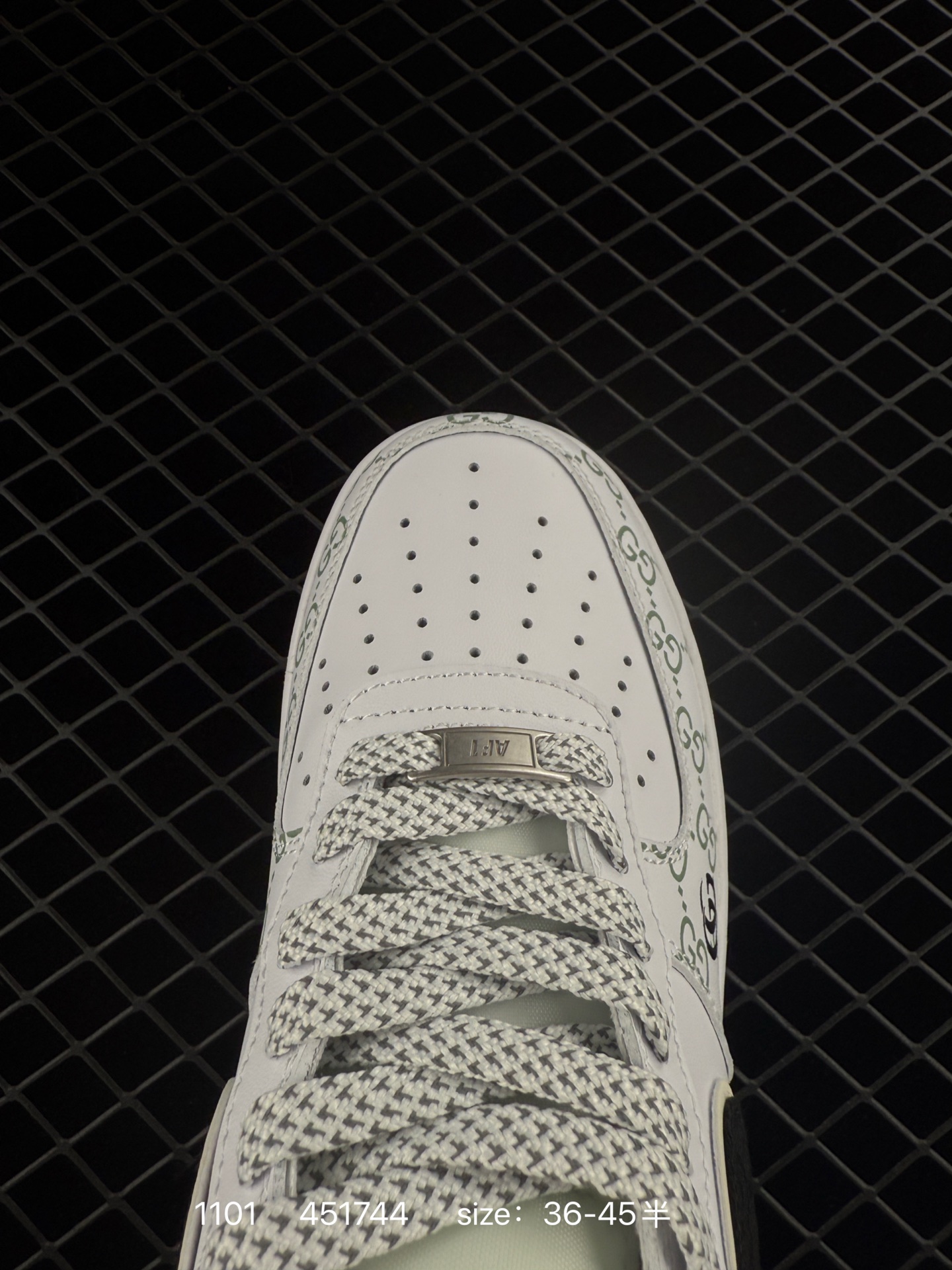 Travis Scott x Air Jordan 1 ” Reverse Mocha “